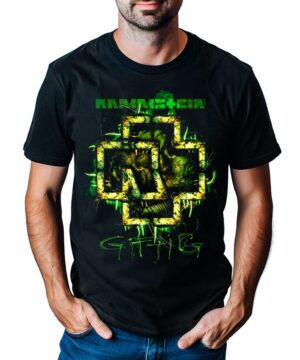 Męska koszulka koncertowa RAMMSTEIN "Giftig" w kolorze czarnym z żółto-zielonym logo i napisami, wygodny krój, ręce w kieszeniach.