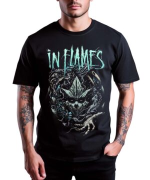 Czarna koszulka IN FLAMES "In chains we trust" z abstrakcyjnym, ciemnym nadrukiem, idealna dla fanów zespołu.