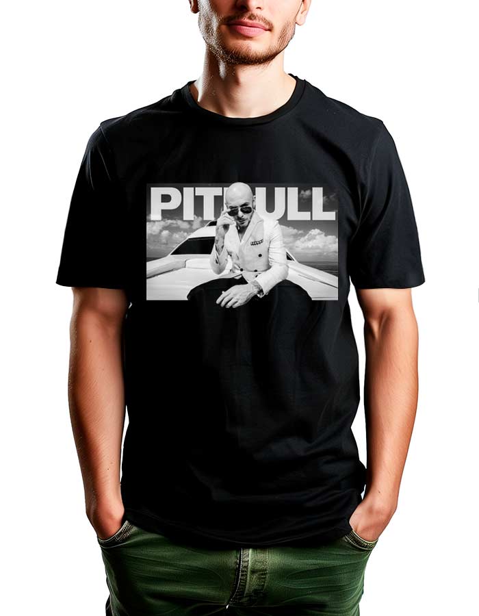 tshirt-koncertowy-czarny-meski-pitbull Czarna koszulka PITBULL z białym nadrukiem i napisem "PITBULL" na froncie, idealna dla fanów muzyki Mr.