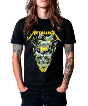 Czarna koszulka METALLICA "72 Seasons Tour" z nadrukiem czaszki i żółtymi akcentami, unisex, idealna na koncert lub codziennie.