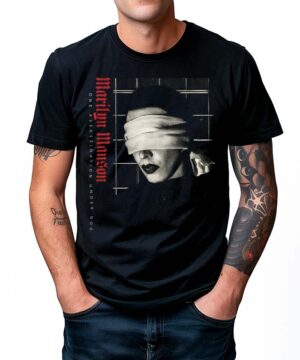 Czarna koszulka muzyczna MARILYN MANSON "Chapter One" z nadrukiem czarno-białej twarzy z opaską i czerwonym napisem.