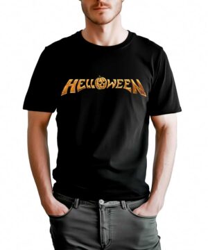 Czarna koszulka męska HELLOWEEN "Gold sign" z pomarańczowym napisem Helloween na przodzie, model stoi na białym tle.