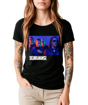 Koszulka damska czarna SKUNK ANANSIE Tour 2026 z kolorowym zdjęciem zespołu i napisem z nazwą pod grafiką.