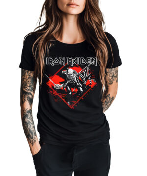 Czarna koszulka damska IRON MAIDEN "Trooper diamond" z wyrazistą grafiką na froncie, model z krótkim rękawem.