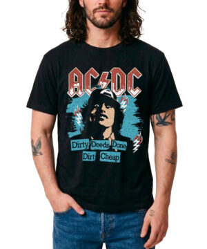 Męska czarna koszulka ACDC "Dirty Deeds Done Dirt Cheap" i niebieskie jeansy, prezentacja produktu od frontu.
