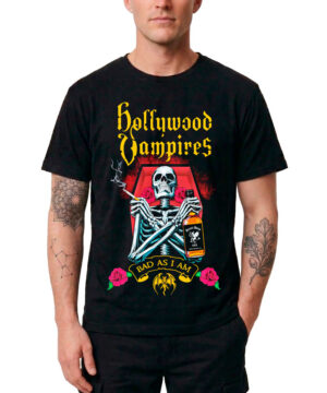 Czarna męska koszulka HOLLYWOOD VAMPIRES „Bad As I Am” z nadrukiem szkieletu trzymającego butelkę whisky i papierosa, otoczonego czerwonymi różami oraz żółtym napisem. Idealna na co dzień koszulka z oryginalnym wzorem dla fanów zespołu.